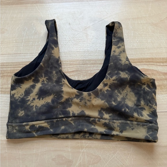 Varley Sports Bra - Picture 2 of 4